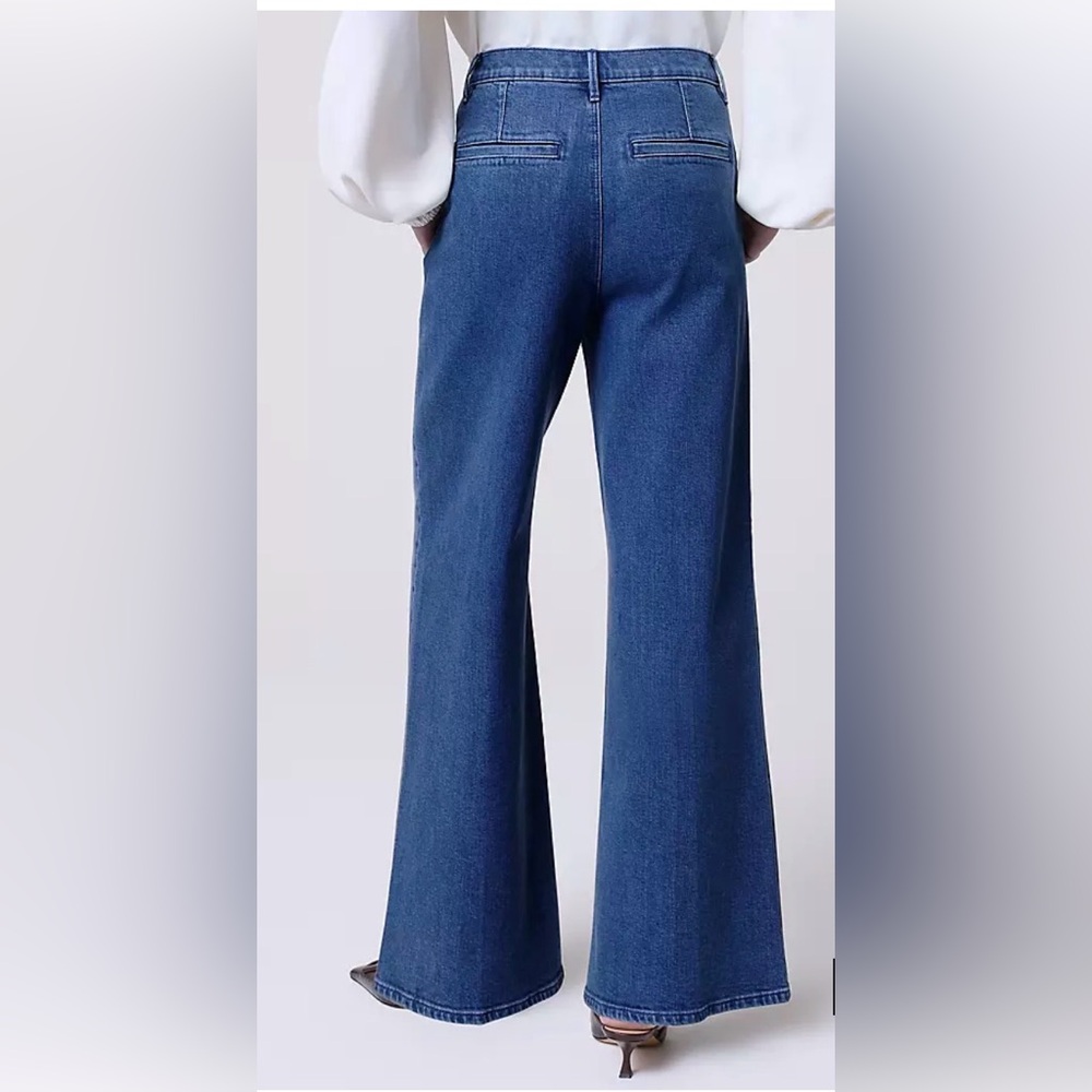 Ann Taylor The Trouser Jeans Wide Leg Relaxed Fit Dark Rinse Size 4 Petite